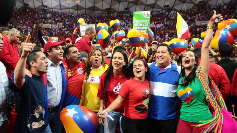 Chávez: Indestructible Loyalty to the People